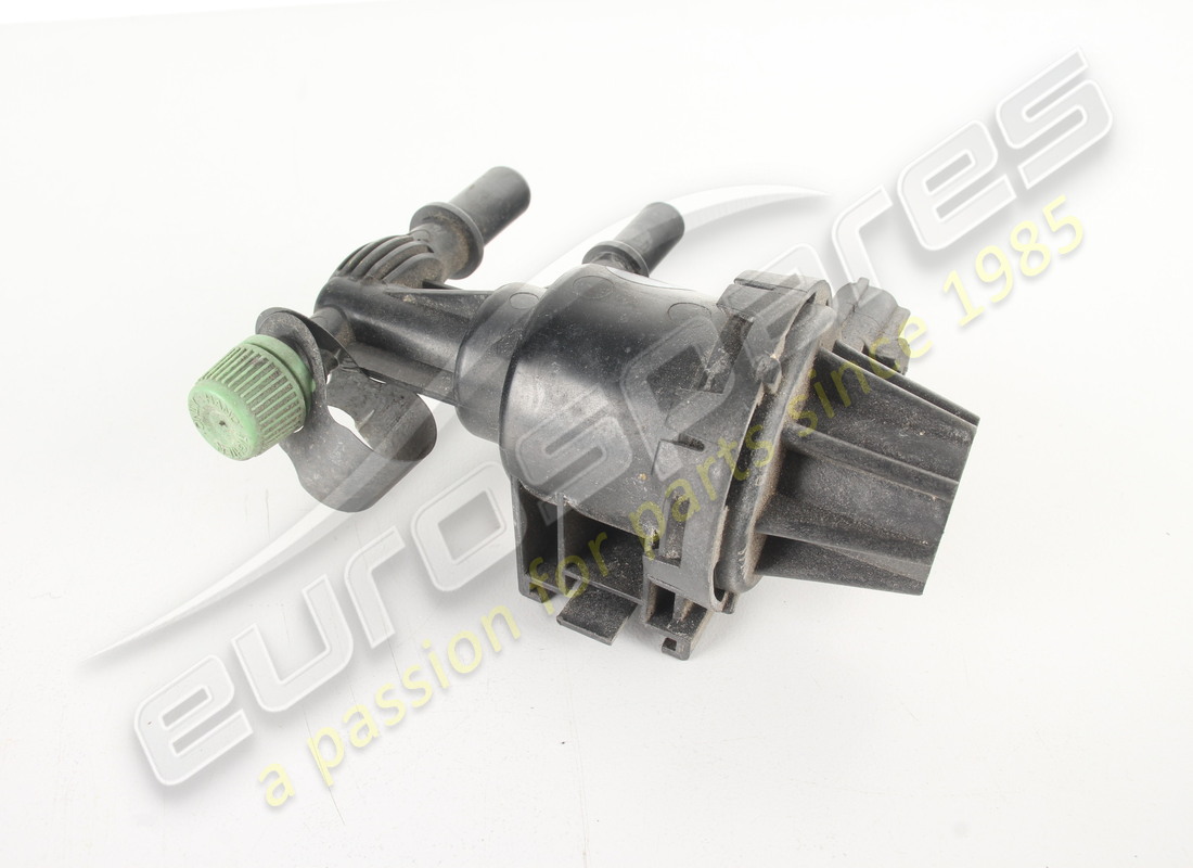 usado aston martin conjunto de válvulas de ventilación de vapor de combustible. número de pieza 4l249g641bb (2)