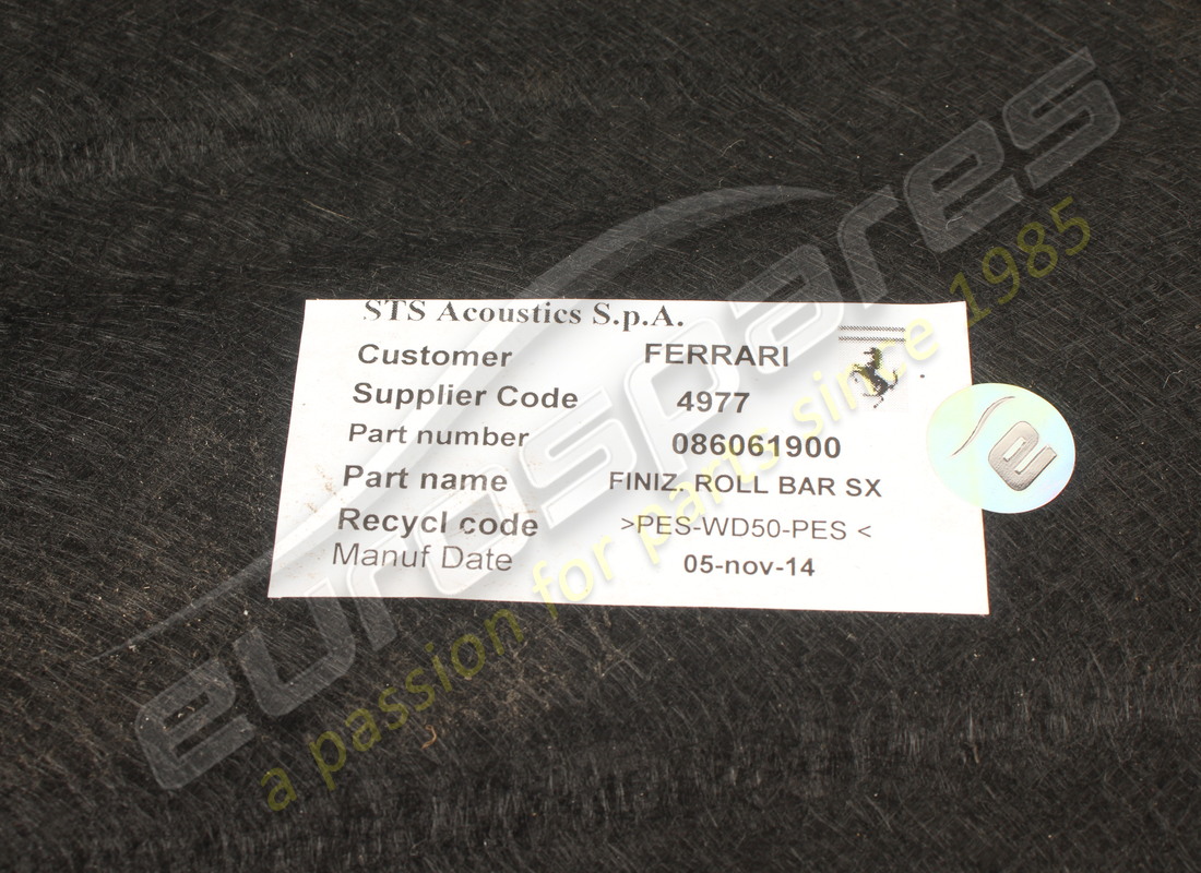 used ferrari lh roll bar trim panels. part number 86061900 (3)
