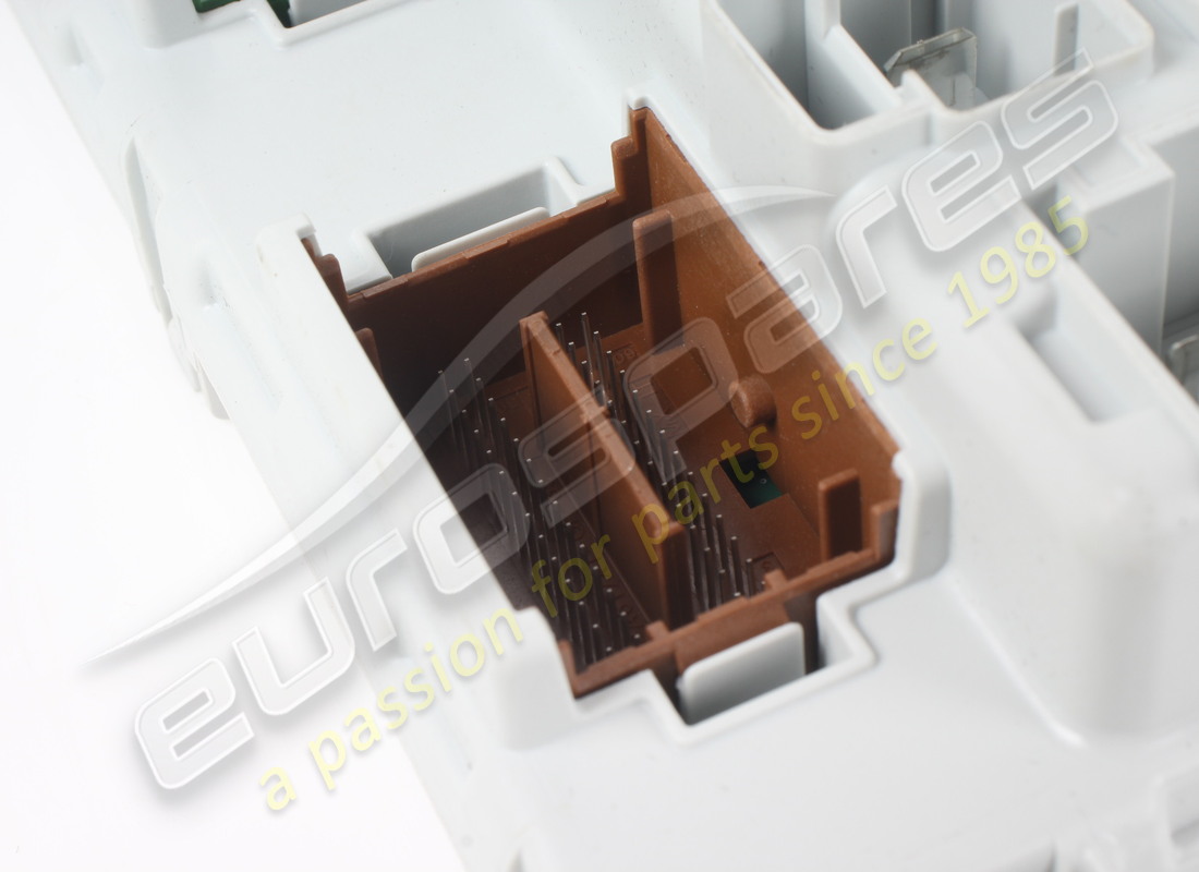 COMPUTADORA DE CARROCERÍA USADA FERRARI (AUTORIZACIÓN ASM). NÚMERO DE PIEZA 786545 (4) computadora de carrocería usada ferrari (autorización asm). número de pieza 786545 (4)