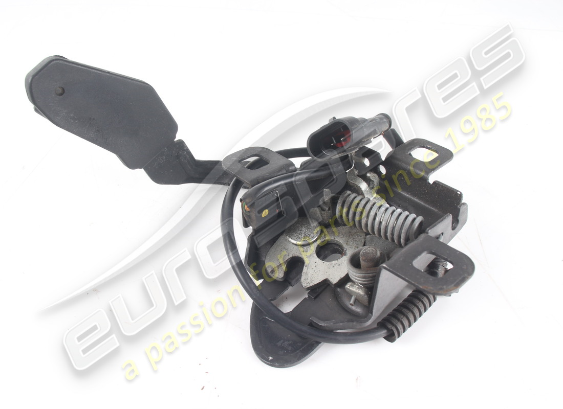 USADO Ferrari CIERRE DE TAPA. NÚMERO DE PIEZA 83752200 (1) USADO Ferrari CIERRE DE TAPA. NÚMERO DE PIEZA 83752200 (1)