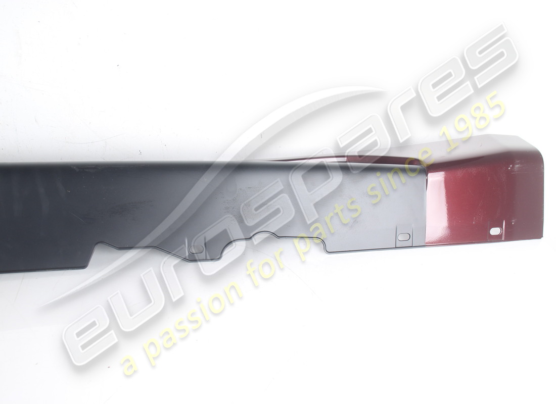 USADO MASERATI FALDÓN LATERAL DERECHO. NÚMERO DE PIEZA 980145473 (6) usado maserati faldón lateral derecho. número de pieza 980145473 (6)