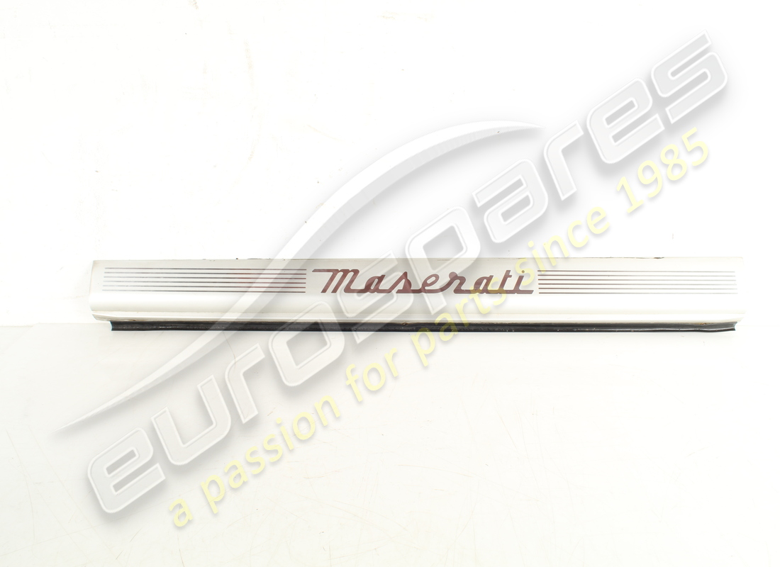 USADO Maserati MODANATURA SOTTOPORTA SX . NÚMERO DE PARTE 386100313 (1)