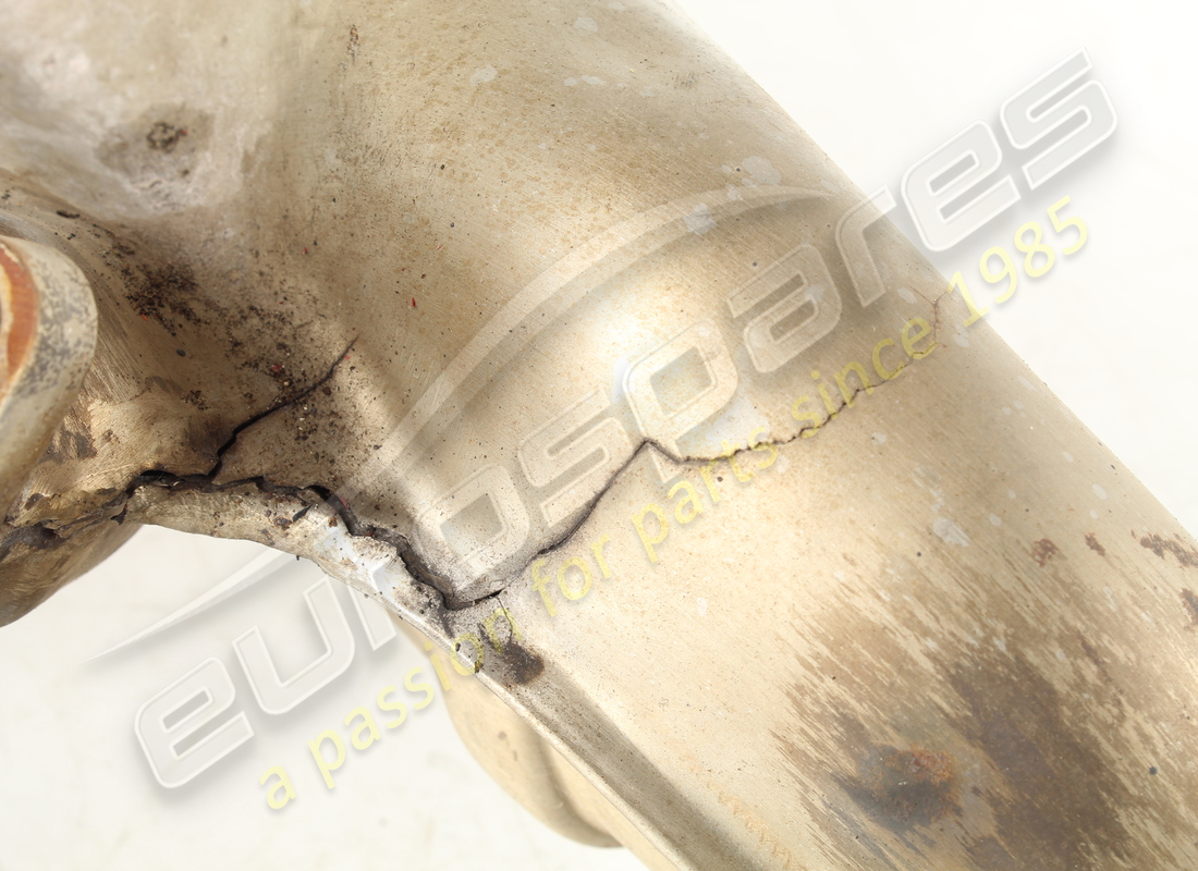 colector de escape rh ferrari usado. número de parte 136275 (5)