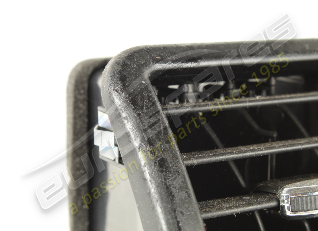 used maserati side air ventblack. part number 66527400 (4)