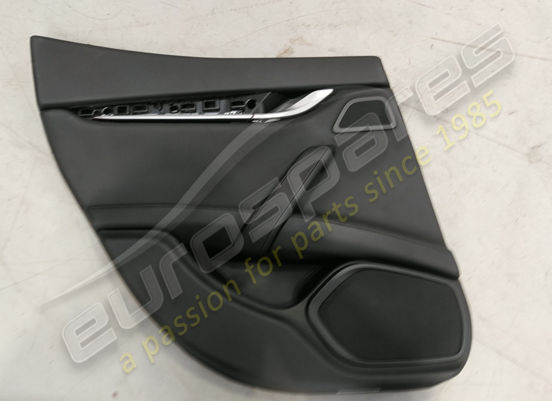 usado maserati pannello porta post.sx completo n número de pieza 670018354