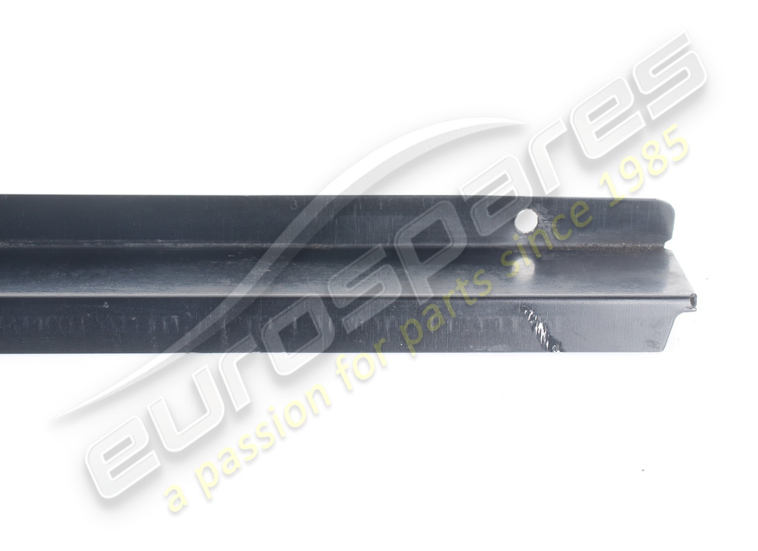 used ferrari insulation fixing support. part number 61830800 (3)