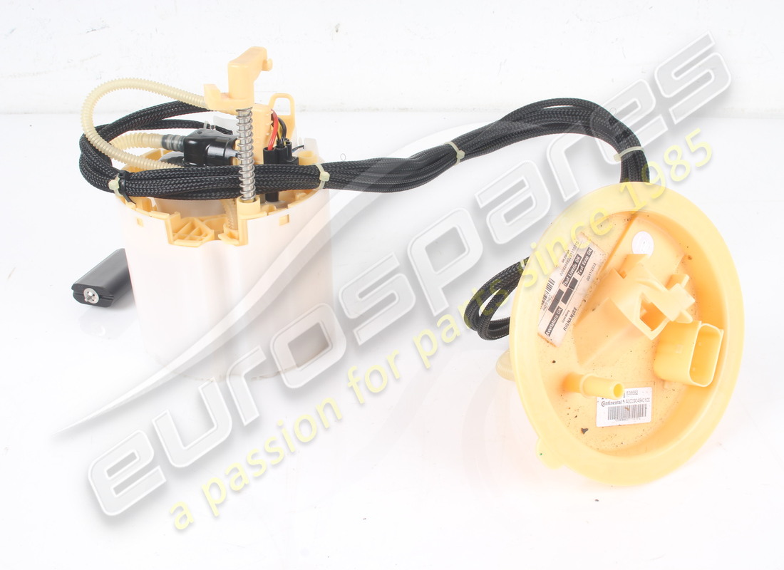 BOMBA DE COMBUSTIBLE COMPLETA Y BRANGIA POMP USADA Ferrari. NÚMERO DE PIEZA 838682 (1)