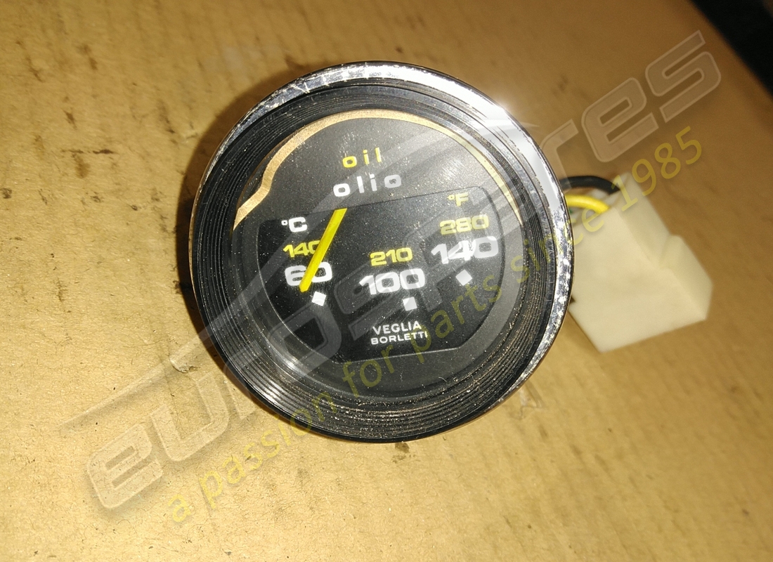 MEDIDOR DE TEMPERATURA DEL ACEITE Ferrari USADO. NÚMERO DE PARTE 40084303 (1)