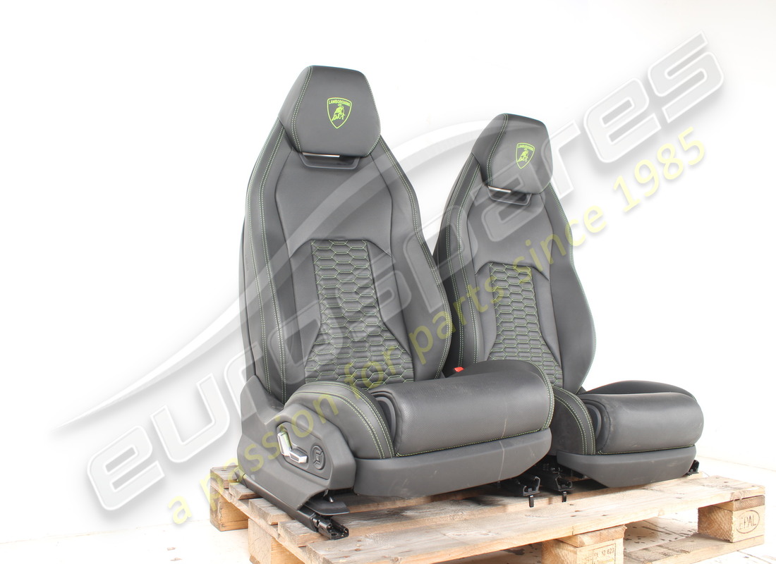 usado eurospares urus juego de asientos completo. número de pieza eap1227394 (2)
