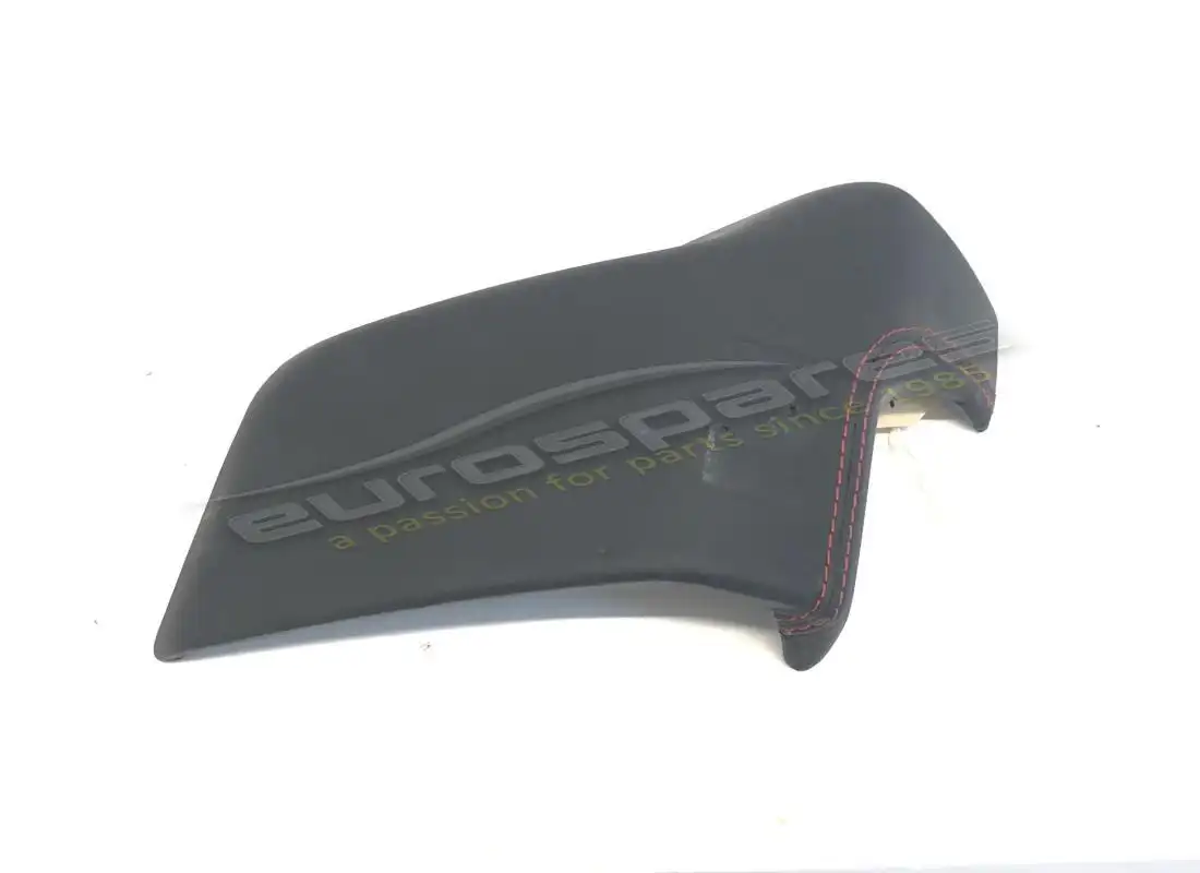 PANEL INFERIOR IZQUIERDO Ferrari USADO. NÚMERO DE PARTE 82760400 (1)