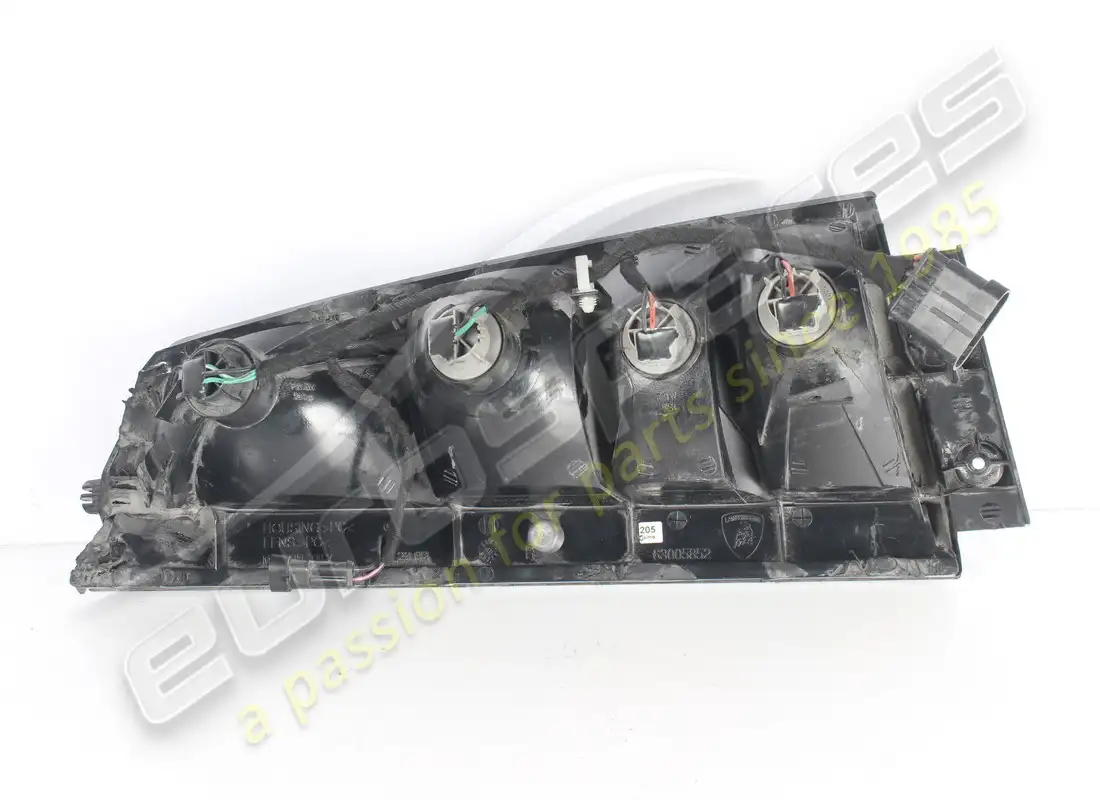 luz trasera lamborghini usada. número de parte 410945096a (2)