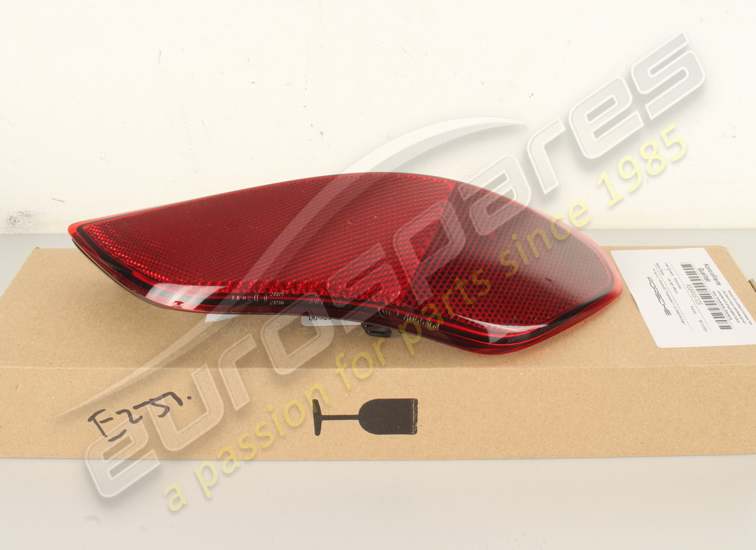 nuevo reflector de luz trasera porsche. número de pieza 958945105 (6)