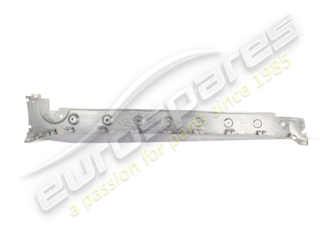 MOLDURA DEL LARGUERO LATERAL DAÑADA Porsche NEGRO MATE. NÚMERO DE PIEZA 9GT854886OK1 (1)