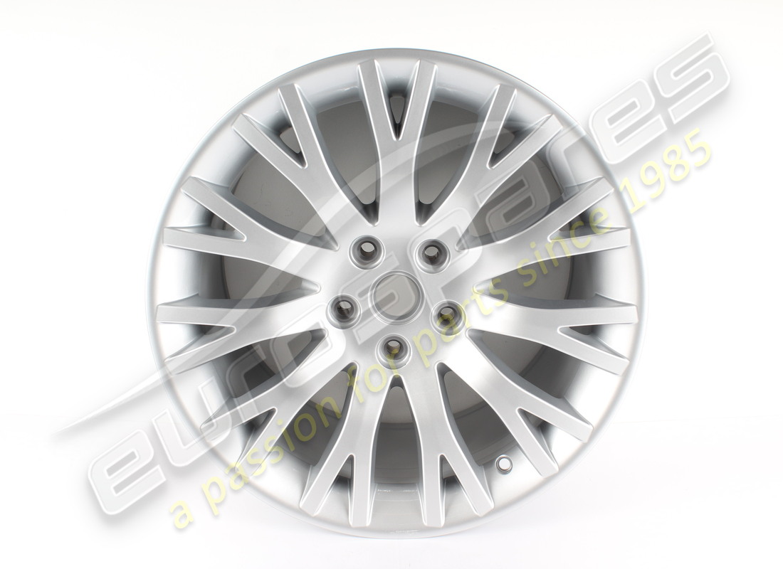 nueva posición cerchio maserati 10.5x18 hal v-. número de pieza 82380606 (1)