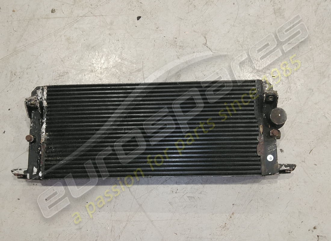 RADIADOR DE ACEITE DE CAJA DE CAMBIOS Ferrari USADO. NÚMERO DE PARTE 167546 (1)