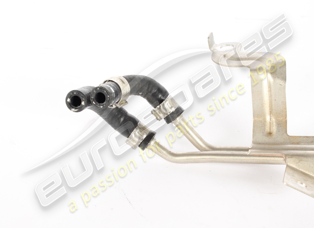 prensadora de gases de escape de tubo rígido usada maserati. número de pieza 670182192 (2)