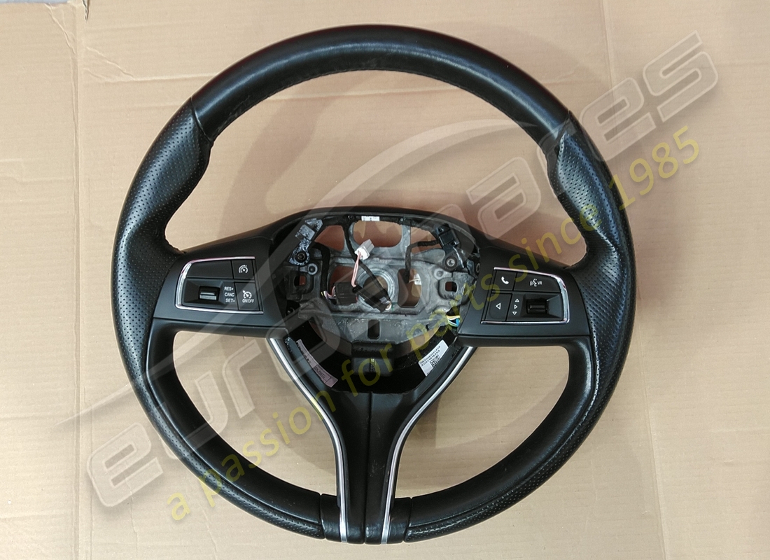 usado maserati volante negro número de pieza 670070927