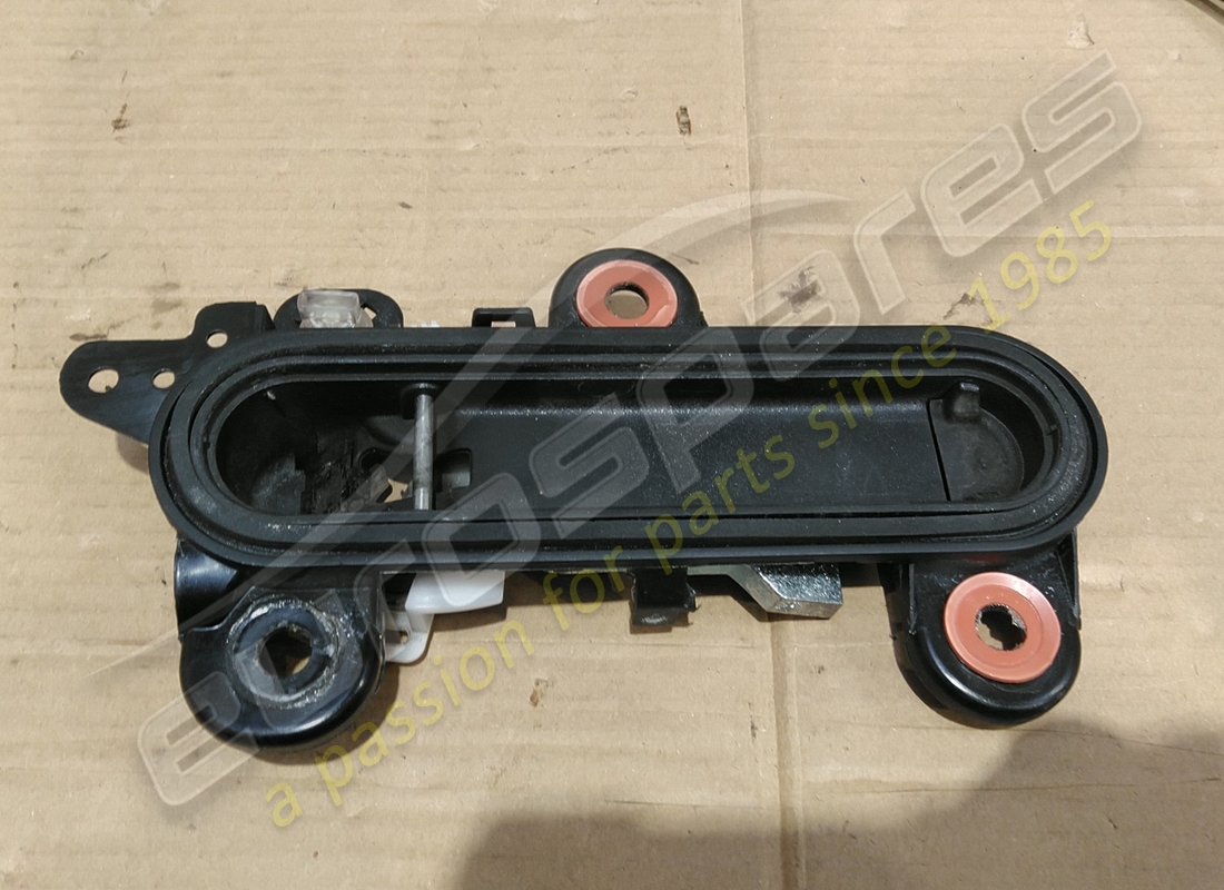 MANIJA, PUERTA, EXTERNA, FRONTAL Aston Martin USADA . NÚMERO DE PARTE 4G43226A28AE (1)