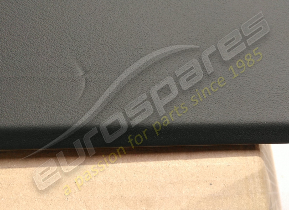 panel de embellecedor lateral lamborghini usado. número de pieza 4ml863303gqg8 (2)