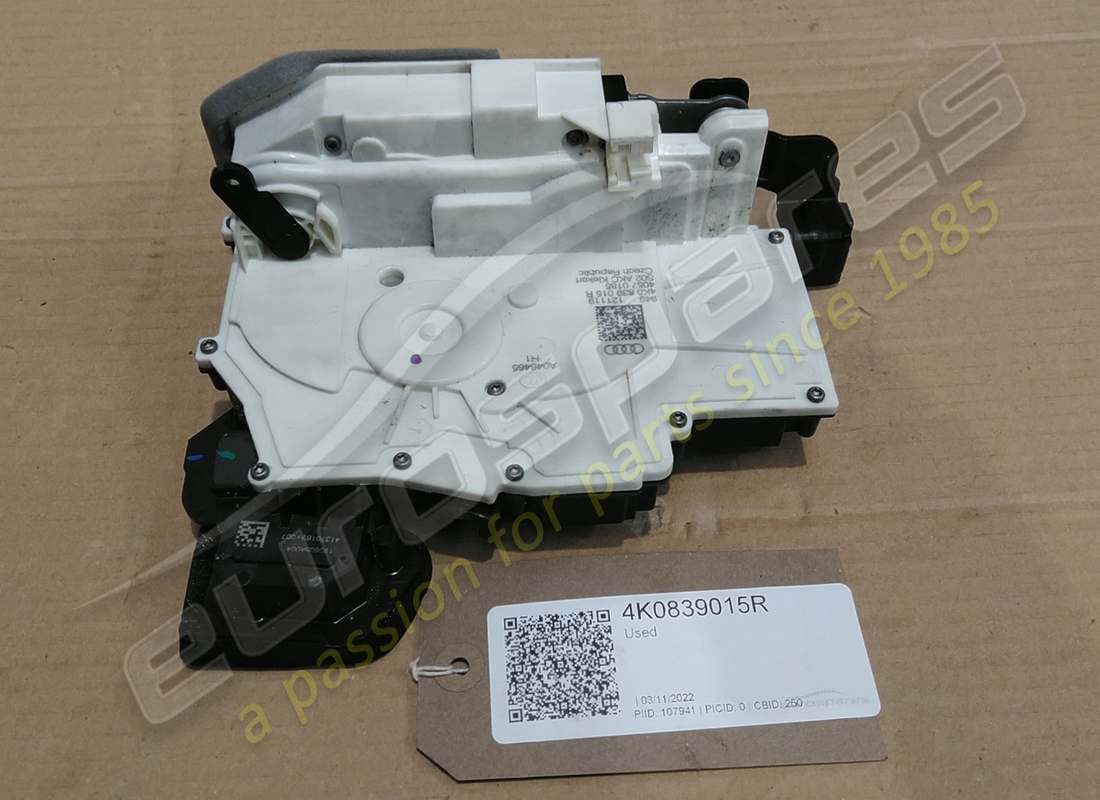 cerradura de puerta lamborghini usada. número de parte 4k0839015r (2)