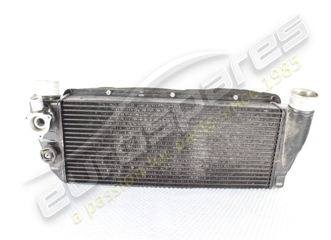 intercooler izquierdo ferrari usado. número de parte 336492 (1)