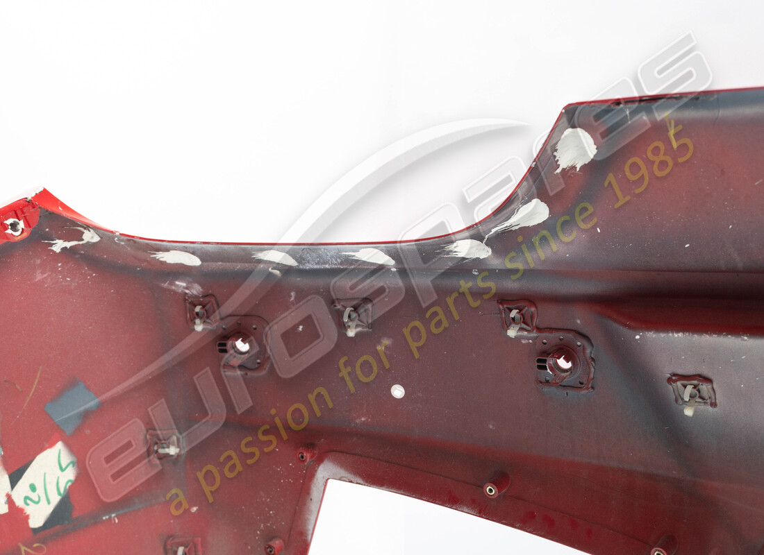 parachoques trasero completo dañado ferrari. número de pieza 83825710 (10)