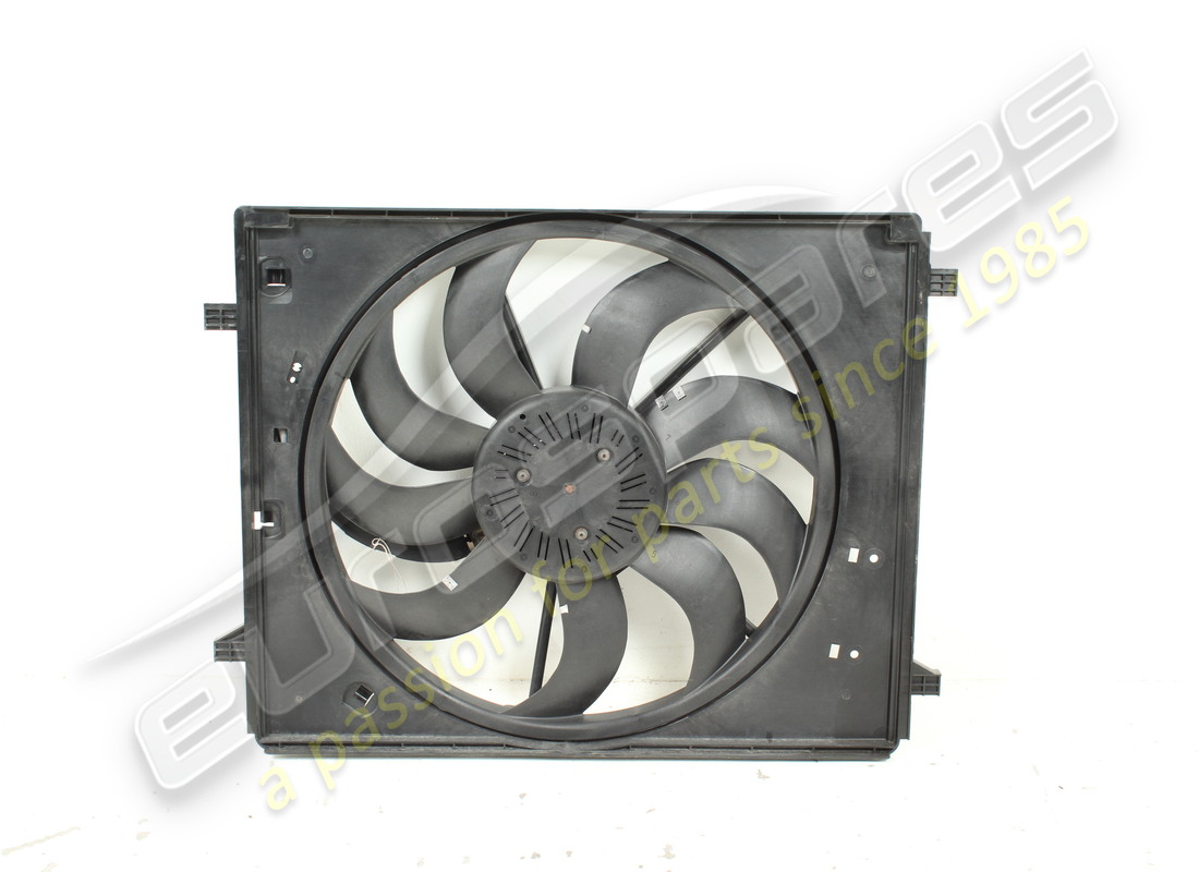 electroventilador usado maserati. número de pieza 670033757 (2)