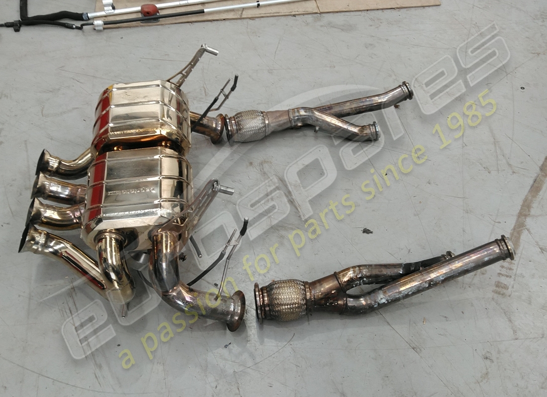 tubos de recambio de catalizador y silenciador de escape eurospares capristo usados (acero inoxidable). número de parte eap1374164 (2)