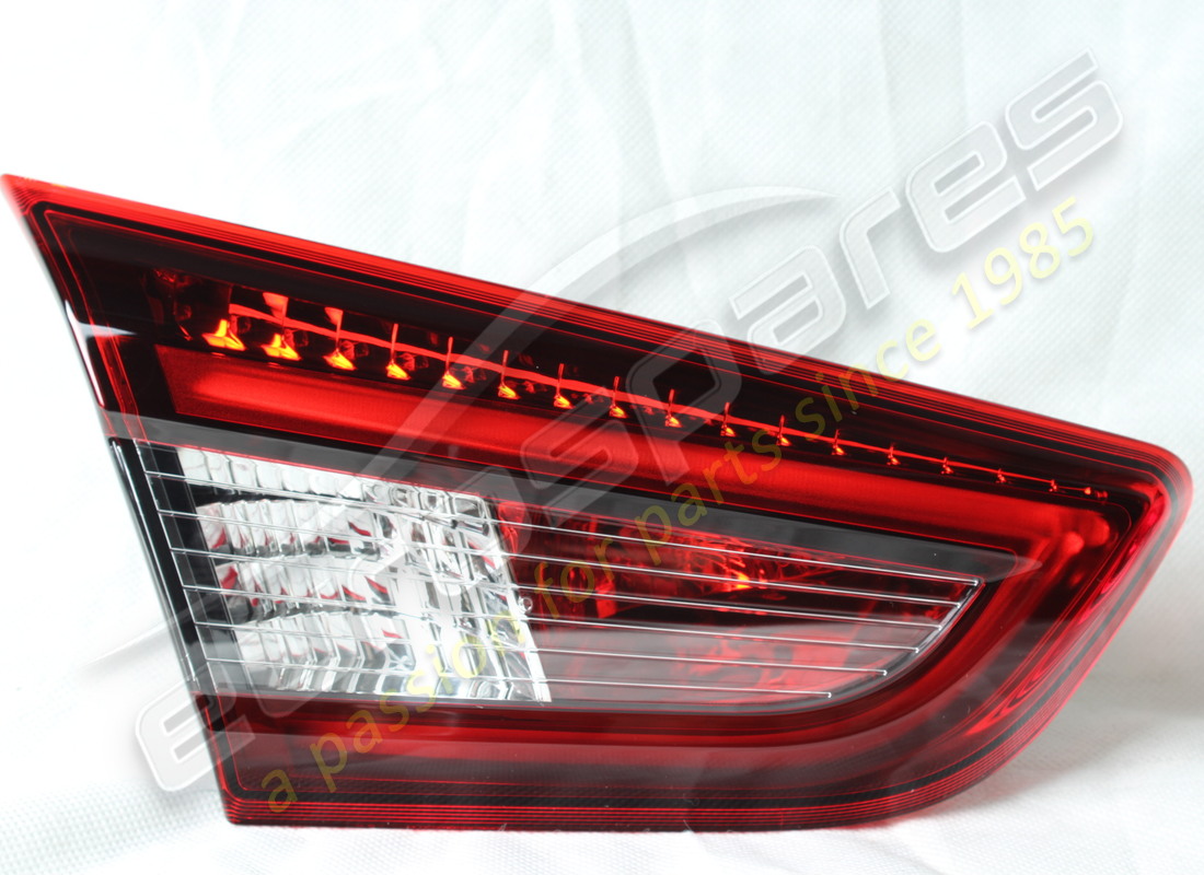 nueva maserati luz trasera móvil izquierda. número de pieza 670106748 (2)