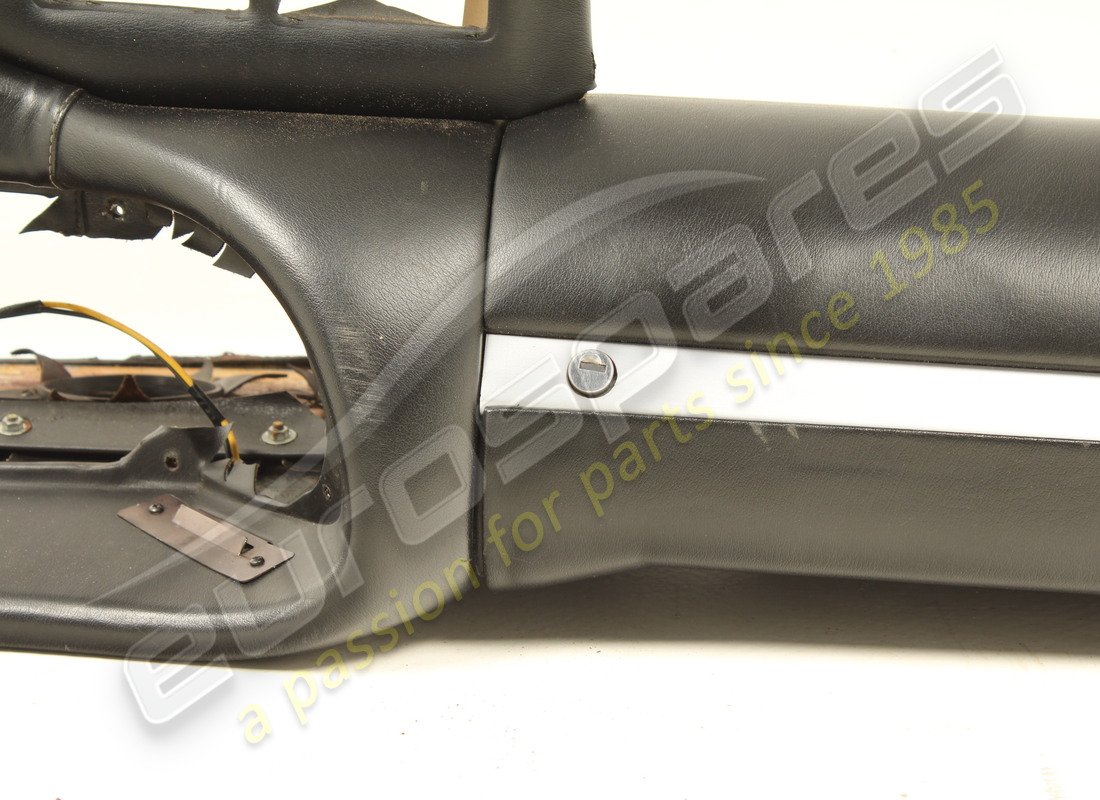 tablero rhd eurospares ferrari 308gt4 usado. número de parte eap1450039 (2)