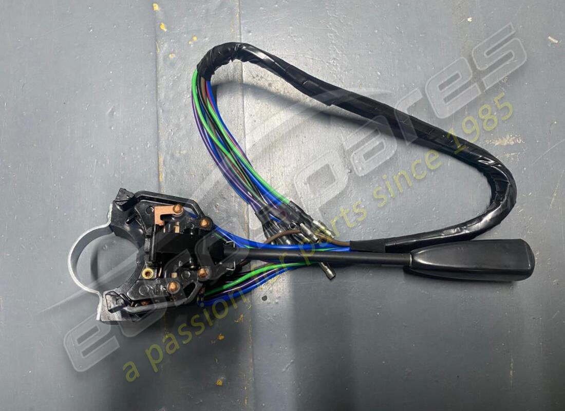 nuevo eurospares interruptor de luz/bocina. número de parte 004313277 (1)