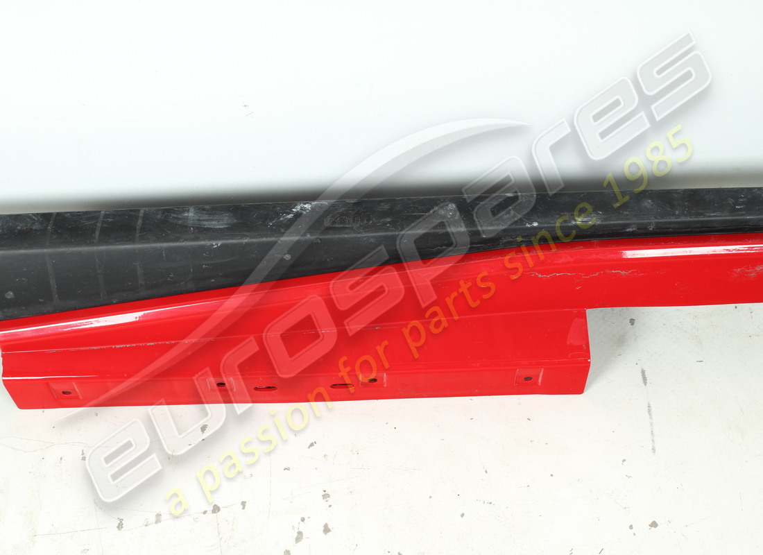 panel de embellecedor de umbral izquierdo completo ferrari usado. número de parte 88825710 (3)