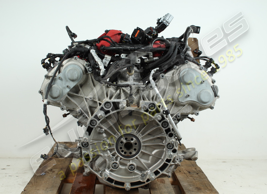 motor ferrari portofino usado. número de parte 985000347 (2)