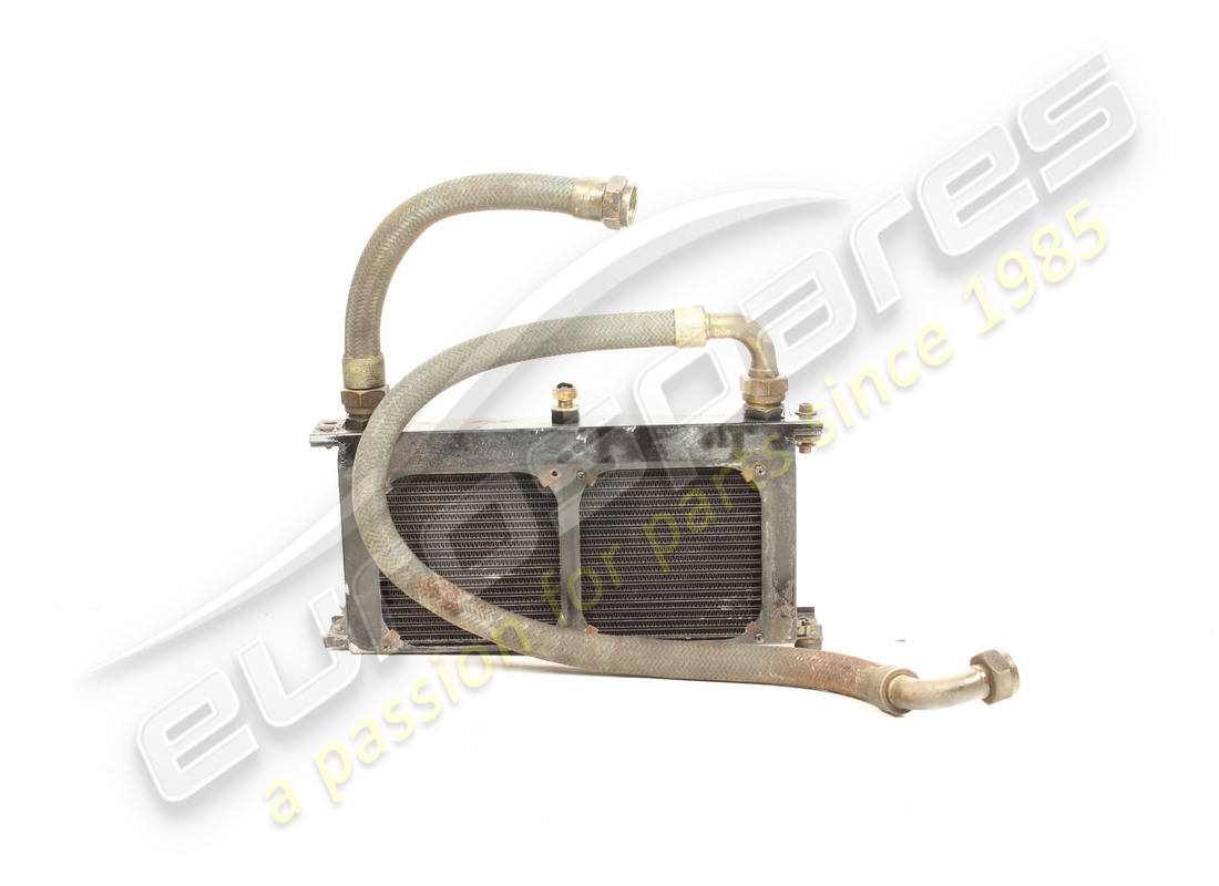 ENFRIADOR DE ACEITE Eurospares USADO CON TUBOS (AGARRADO). NÚMERO DE PARTE EAP1467332 (1)