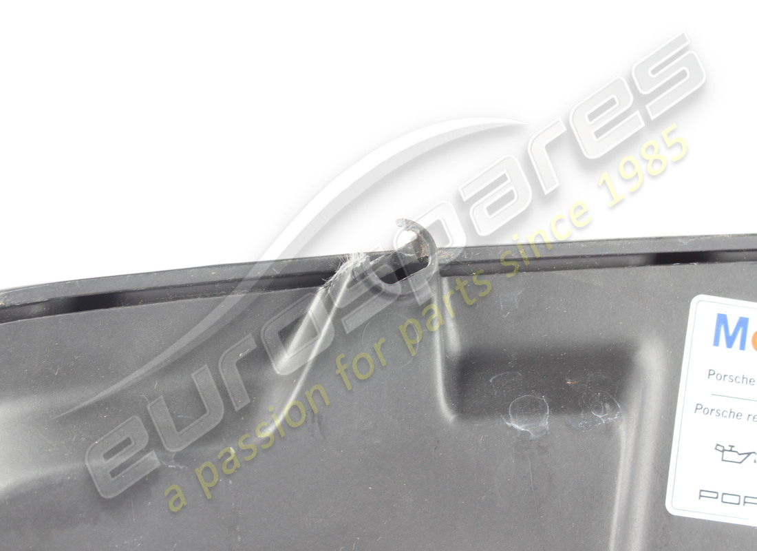 solapa de servicio dañada porsche negro mate. número de pieza 9gt827224ok1 (3)