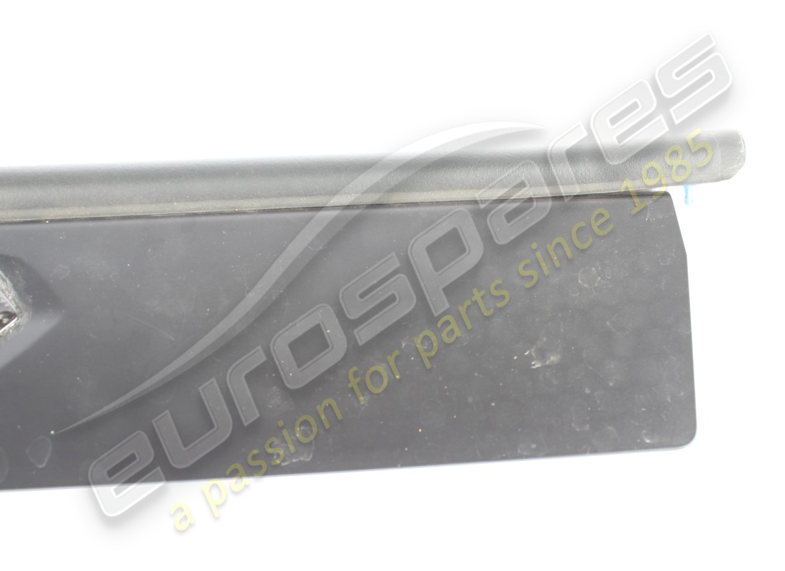 placa de protección de carbono lamborghini dañada. número de parte 470853369a (6)