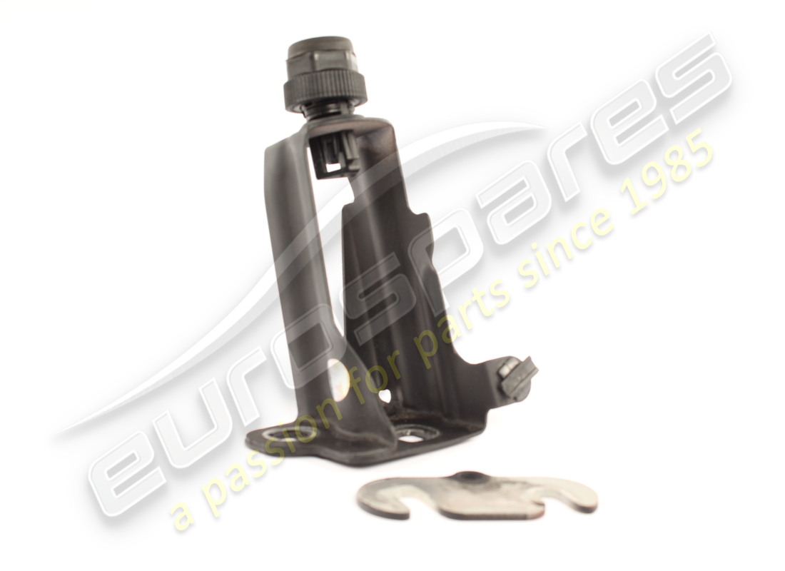 SOPORTE IZQUIERDO Ferrari USADO PARA COMPARACIÓN DE MOTORES. NÚMERO DE PARTE 86495700 (1)