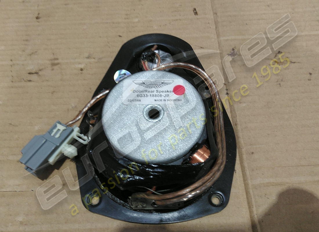 altavoz aston martin usado, lado izquierdo. número de pieza 6g3318808jb (2)