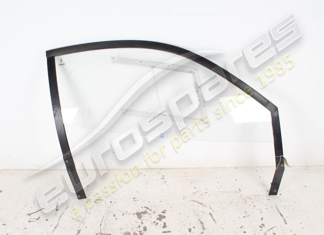 USADO Ferrari MARCO DE VENTANA DERECHO CON PANEL DE VENTANA LEXAN. NÚMERO DE PIEZA 89218100 (1)