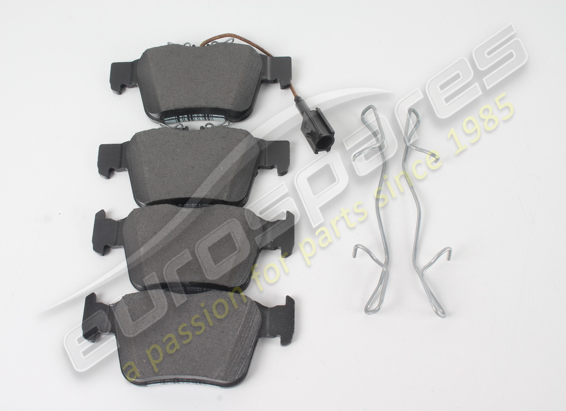 nuevas maserati pastillas traseras. número de parte 673012303 (1)