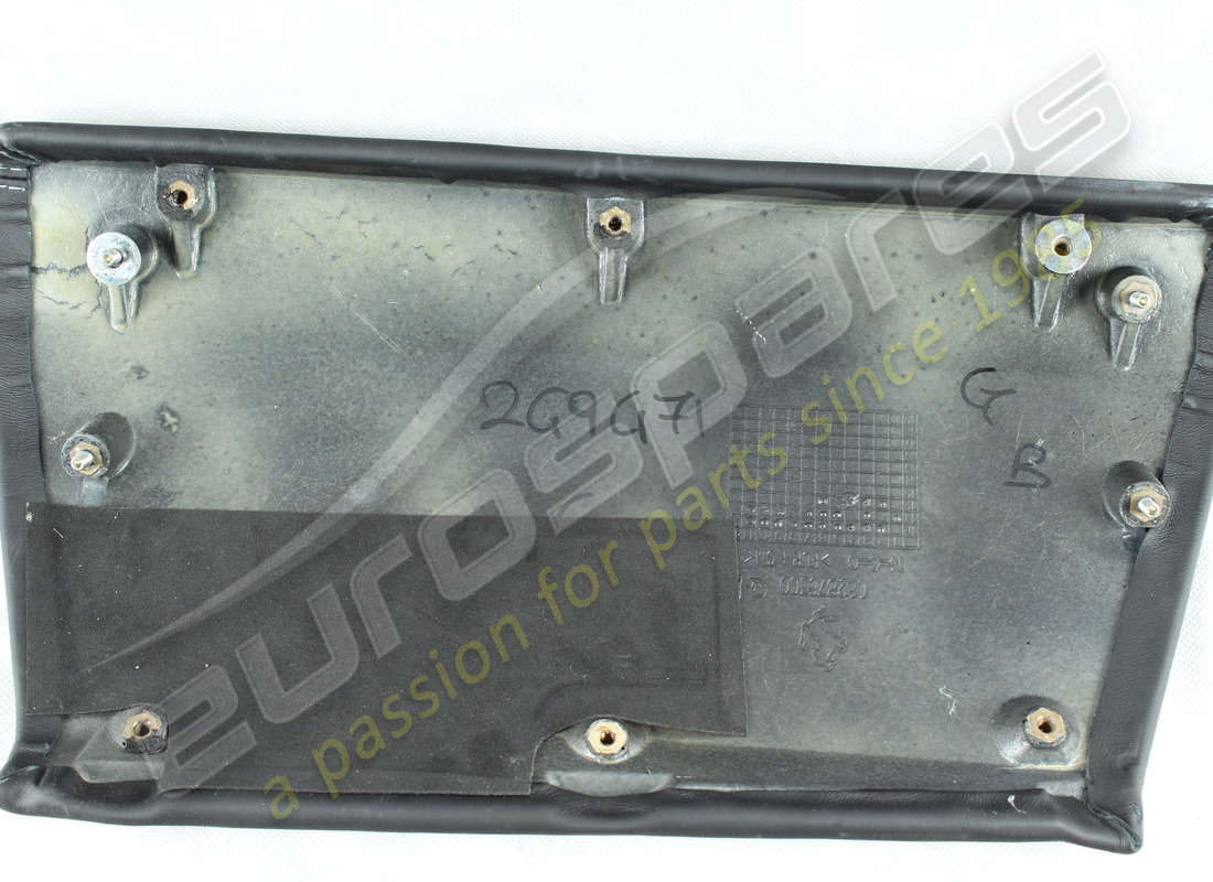 puerta recortada ferrari usada. número de parte 82875600 (2)
