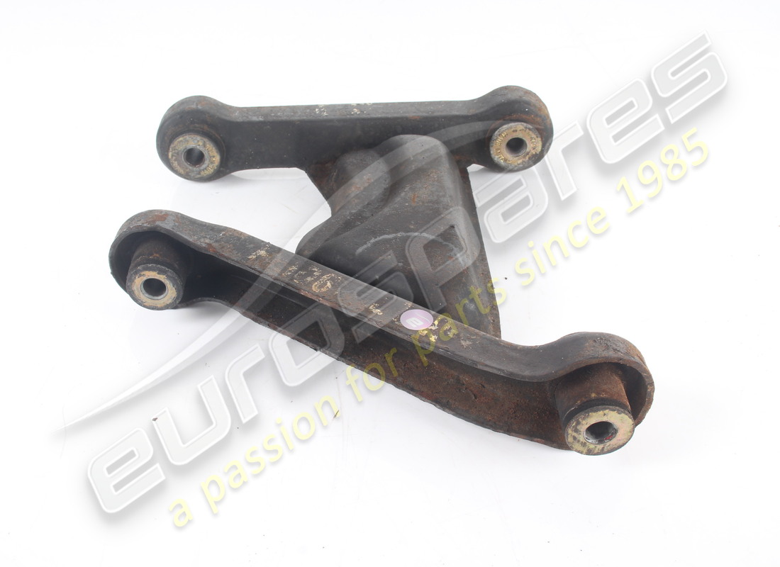 USED FERRARI LH REAR SUSPENSION UPPER LEVER. PART NUMBER 115715 (2) used ferrari lh rear suspension upper lever. part number 115715 (2)