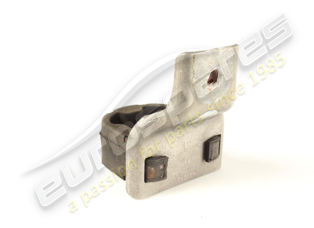 utilizó maserati soporte central. número de parte 670001494 (2)