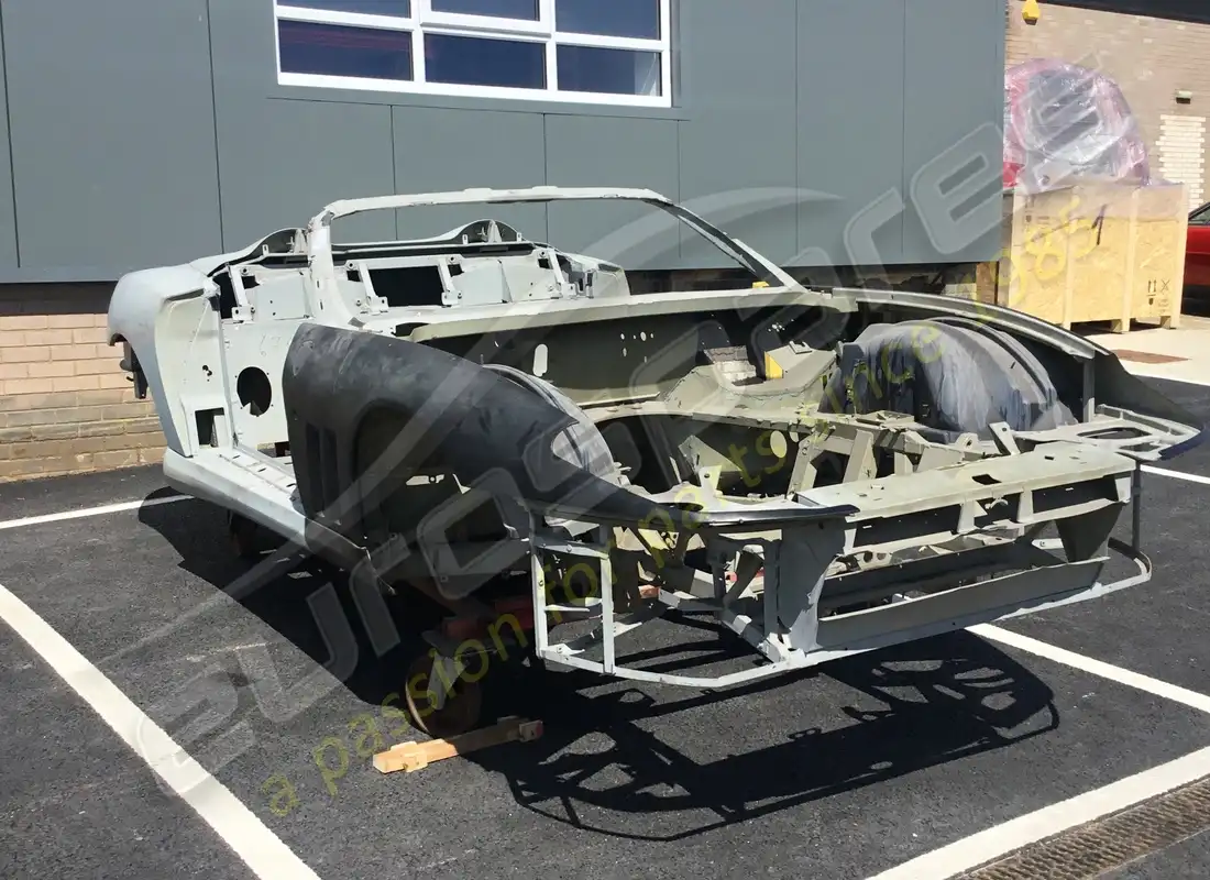 nuevos eurospares ferrari 550 carroceria y paneles barchetta. número de parte eap1227196 (3)