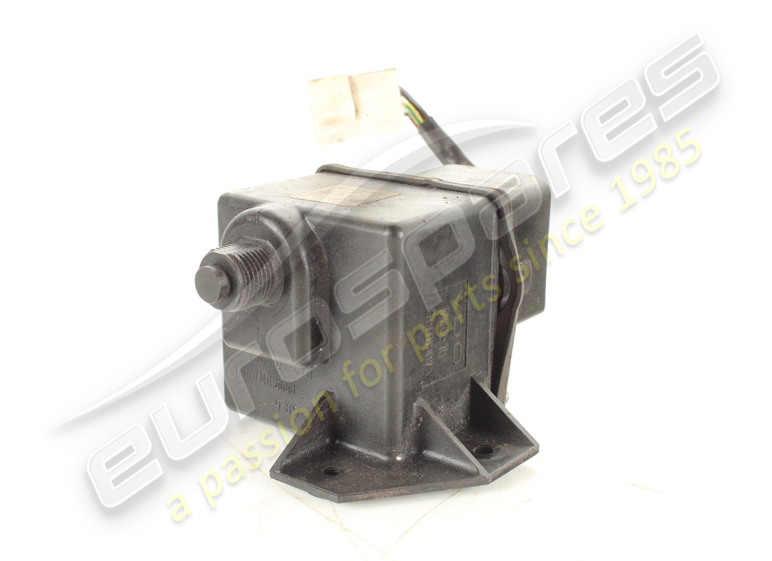 SENSOR DE VELOCIDAD USADO FERRARI. NÚMERO DE PIEZA 127114 (3) sensor de velocidad usado ferrari. número de pieza 127114 (3)