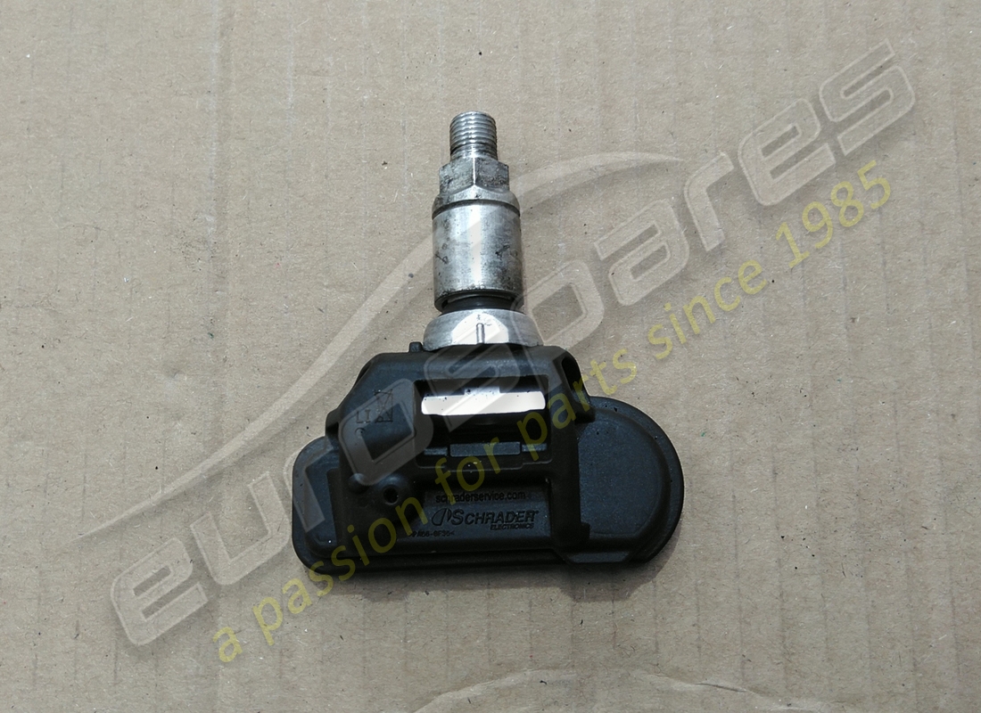 VÁLVULA DE NEUMÁTICO USADA Maserati CON SENSOR DE PRESIÓN. NÚMERO DE PIEZA 670106084 (1)