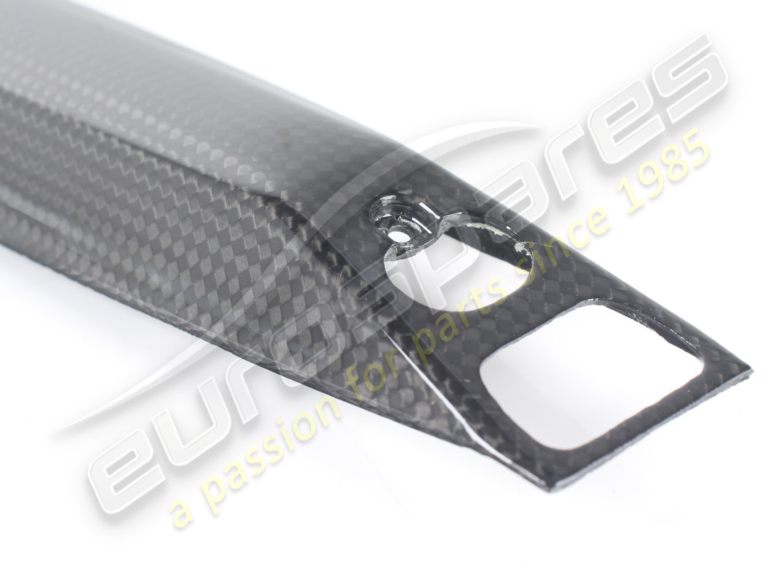 USADA FERRARI PARTE INFERIOR DEL MANGO DEL TÚNEL. NÚMERO DE PARTE 89148600 (2) usada ferrari parte inferior del mango del túnel. número de parte 89148600 (2)