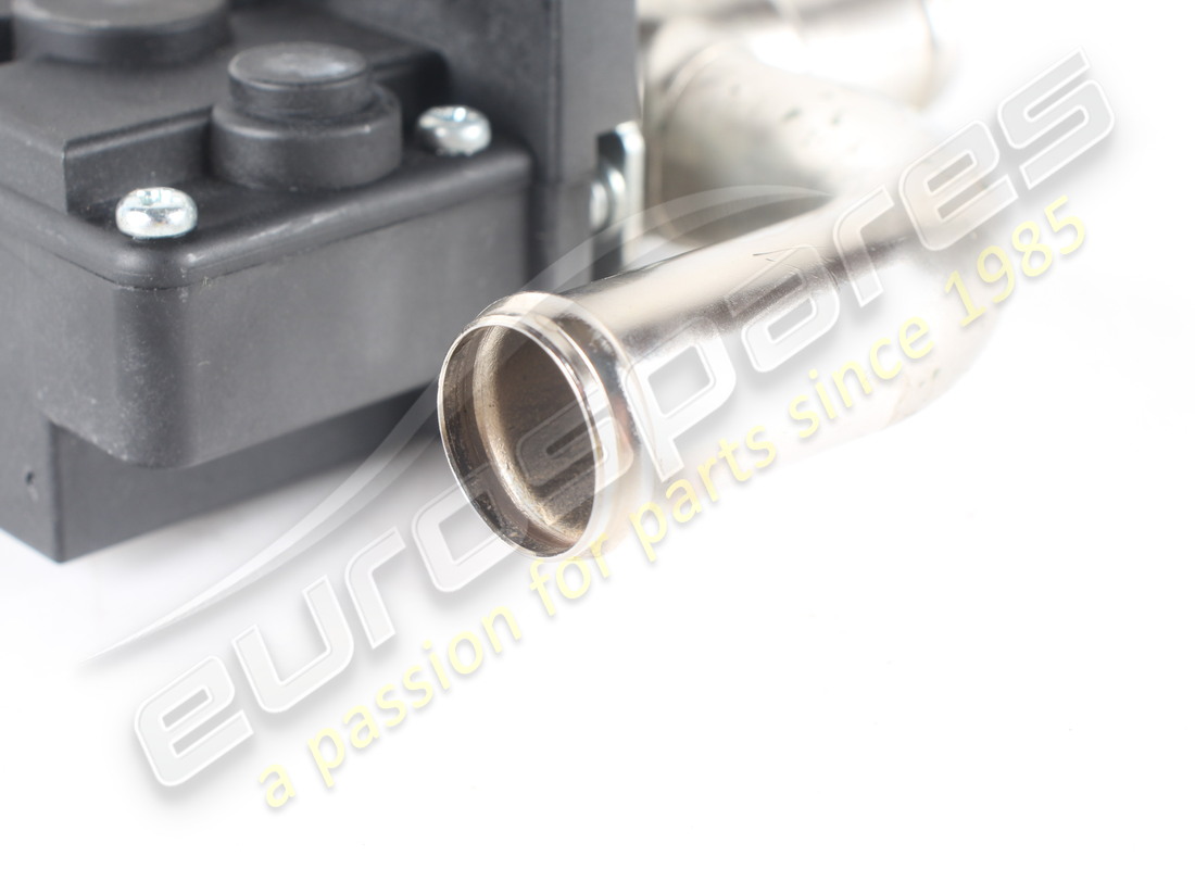 válvula tgk izquierda (control de calefacción) usada ferrari. número de pieza 67444900 (6)