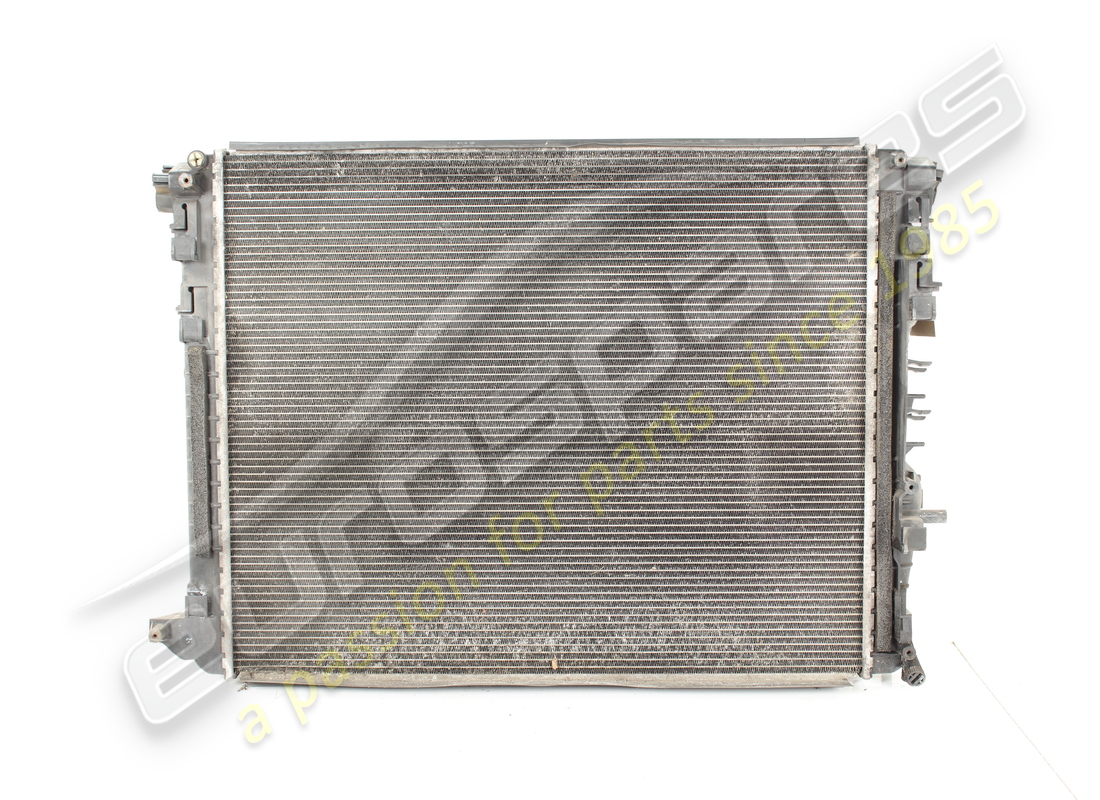 radiador de agua maserati usado. número de parte 670001593 (2)