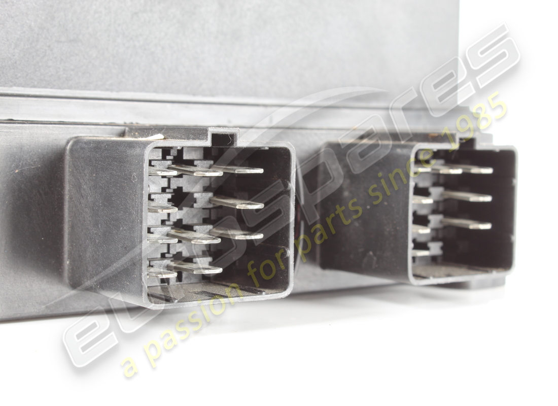 tablero de relé eléctrico ferrari usado. número de parte 61804400 (2)